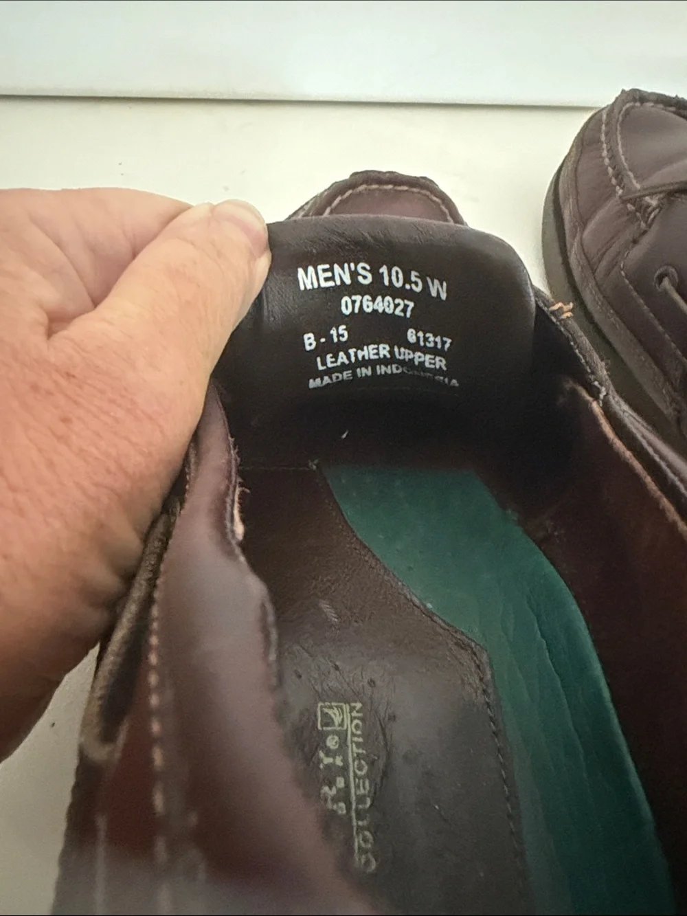 Sperry’s MAKO Leather Boat Shoes size10.5 Wide